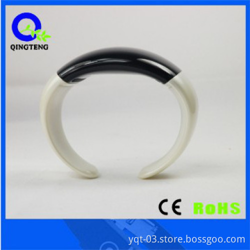 Amazing communication by bluetooth watch bracelet
